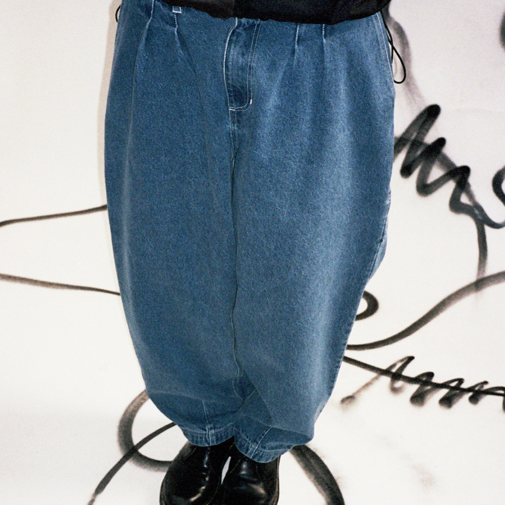 POETIC COLLECTIVE BALLON PANTS - LIGHT DENIM WASH