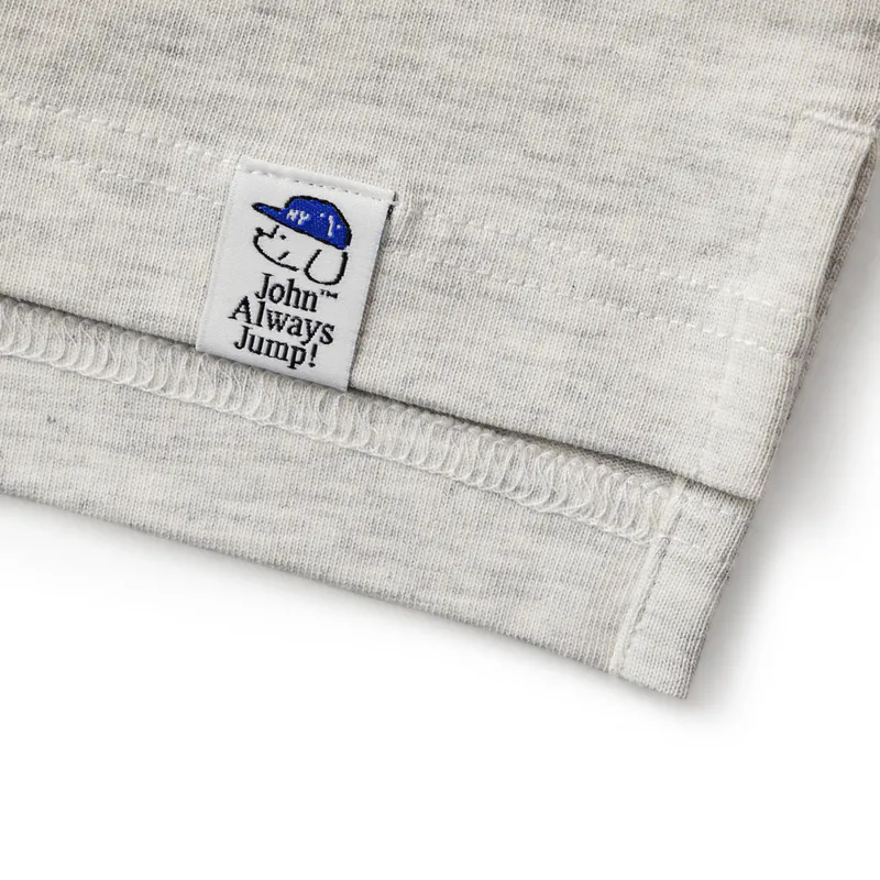 ODD AND JOHN | Graphic Long Sleeves Tee by FILTER017® Culture Supply™ 圖像長Tee/雪花白