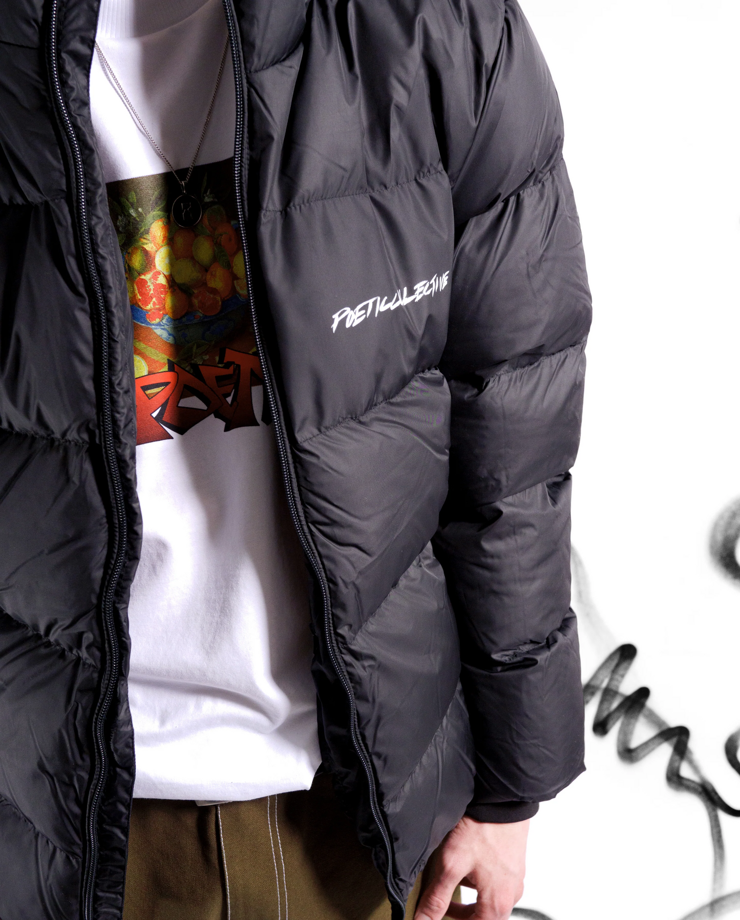 POETIC COLLECTIVE HOODED PUFFER JACKET - BLACK