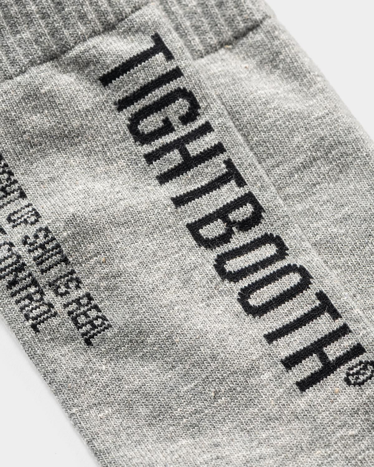 LABEL LOGO SOCKS