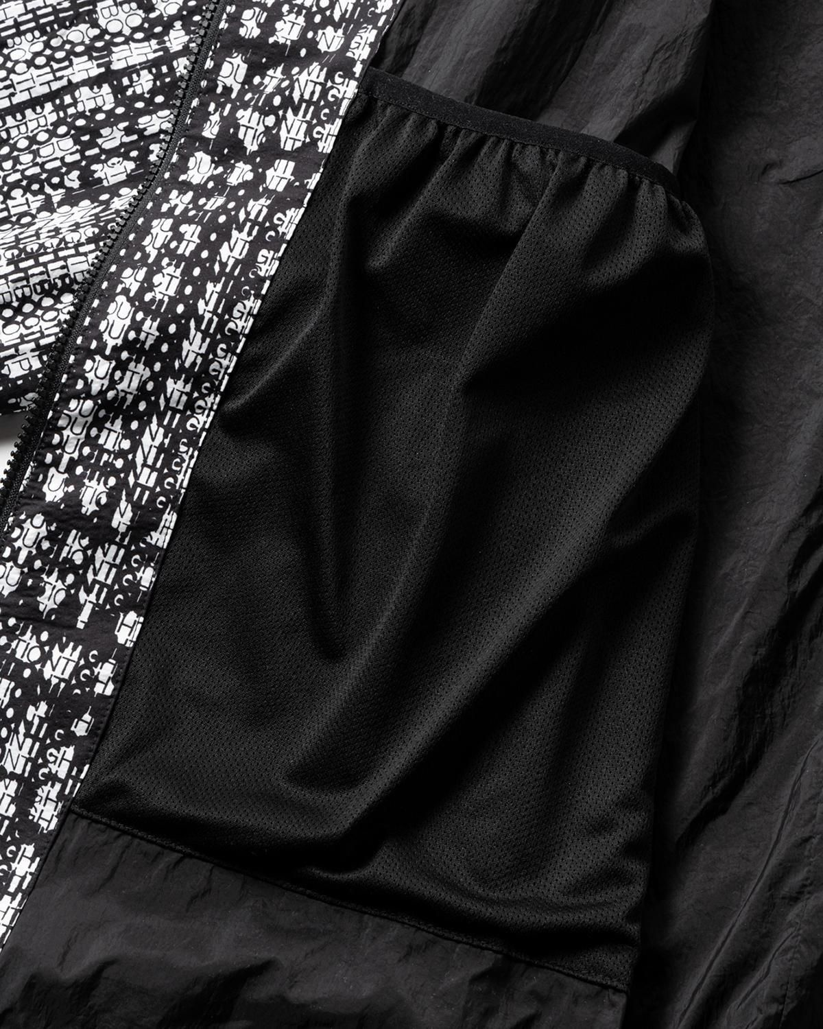 BLEEDING LOGO JACKET