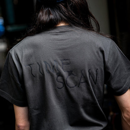 TIMESCAN TEE (SUMI)