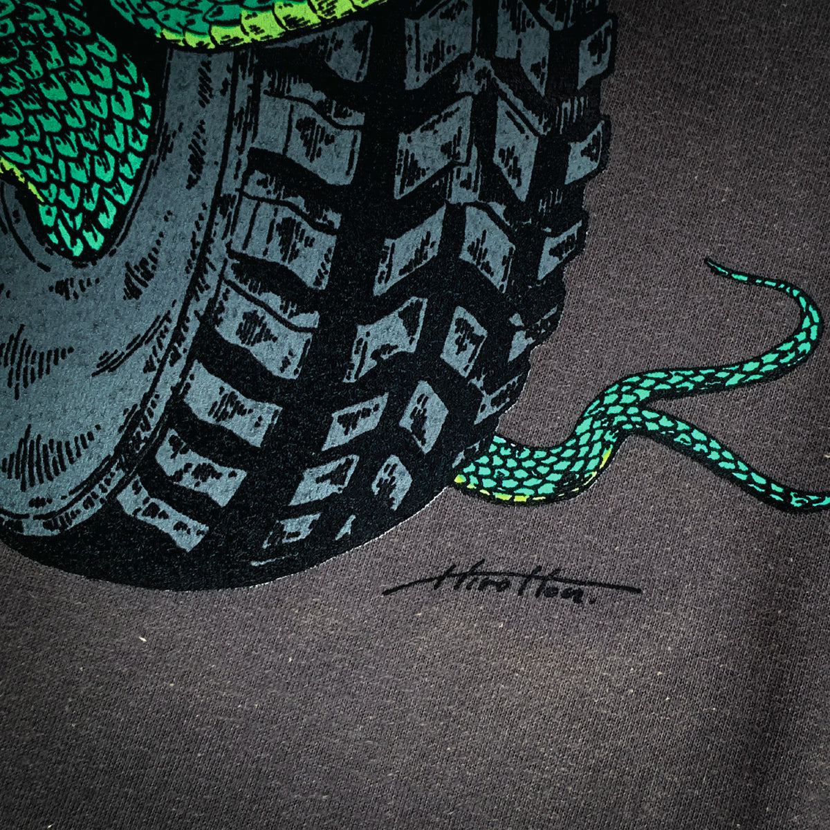 TWIN SERPENT T-SHIRT