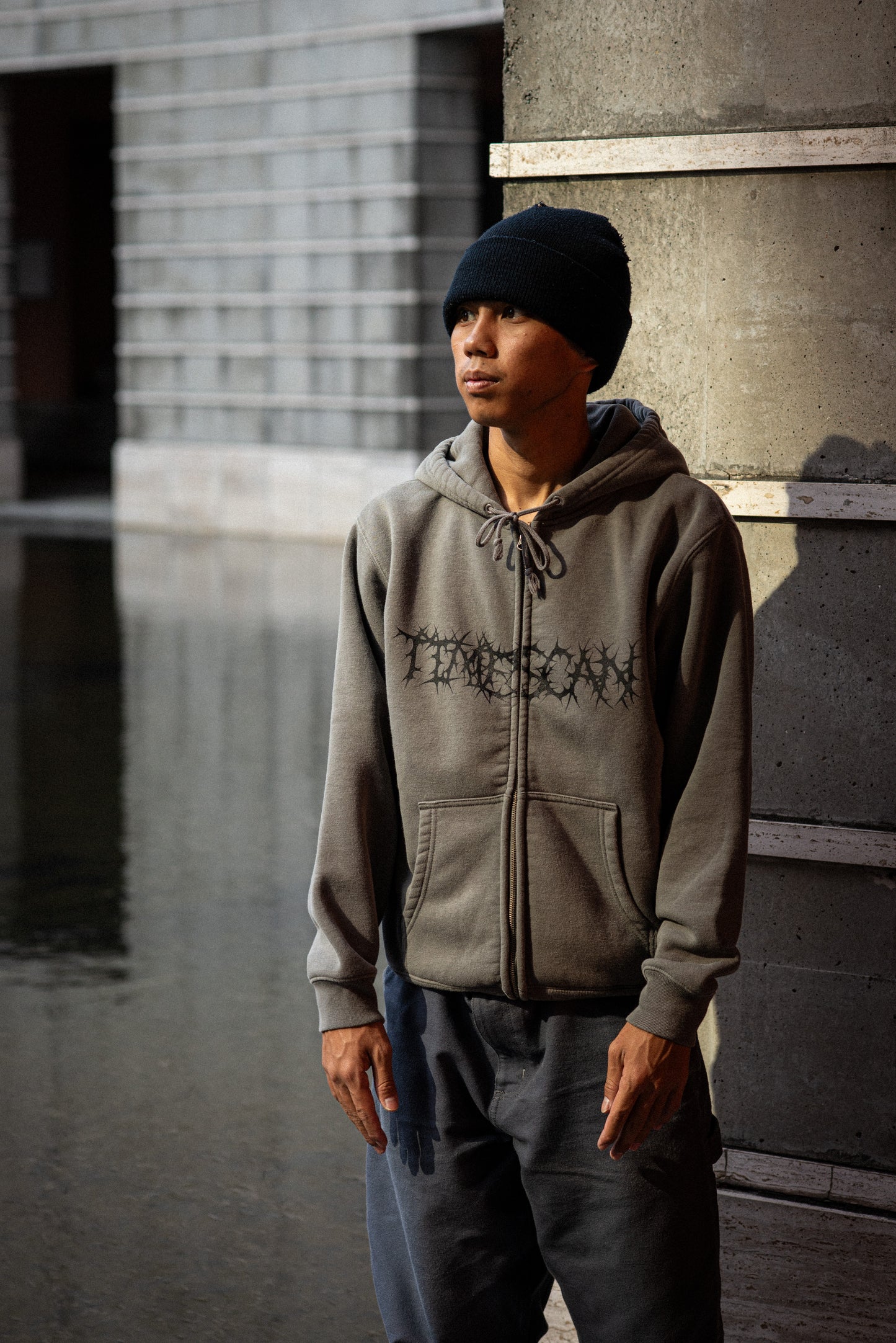 TIMESCAN THORNS HOOD (BLACK)